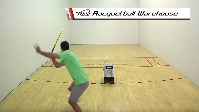 How To Serve In Racquetball?